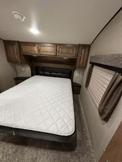 Used 2017 Grand Design Reflection  303RLS — photo 14