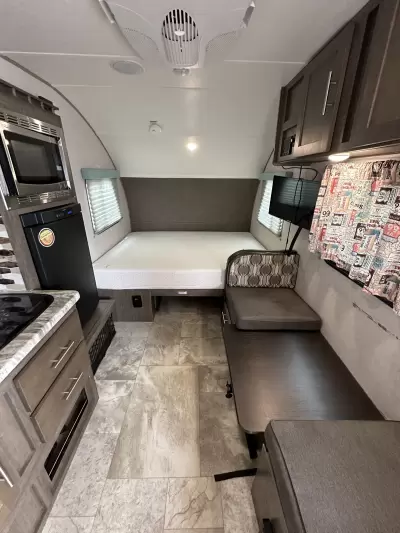 Consignment 2018 Forest River r-pod RP-180 — photo 8