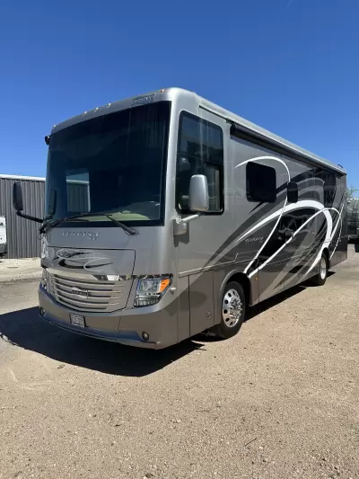 Consignment 2019 Newmar Ventana LE 3426 — photo 5