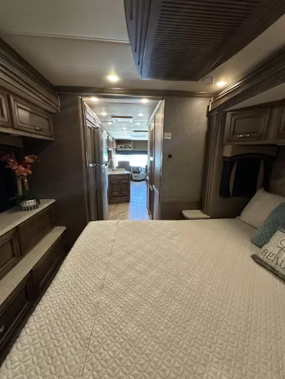 Consignment 2019 Newmar Ventana LE 3426 — photo 22
