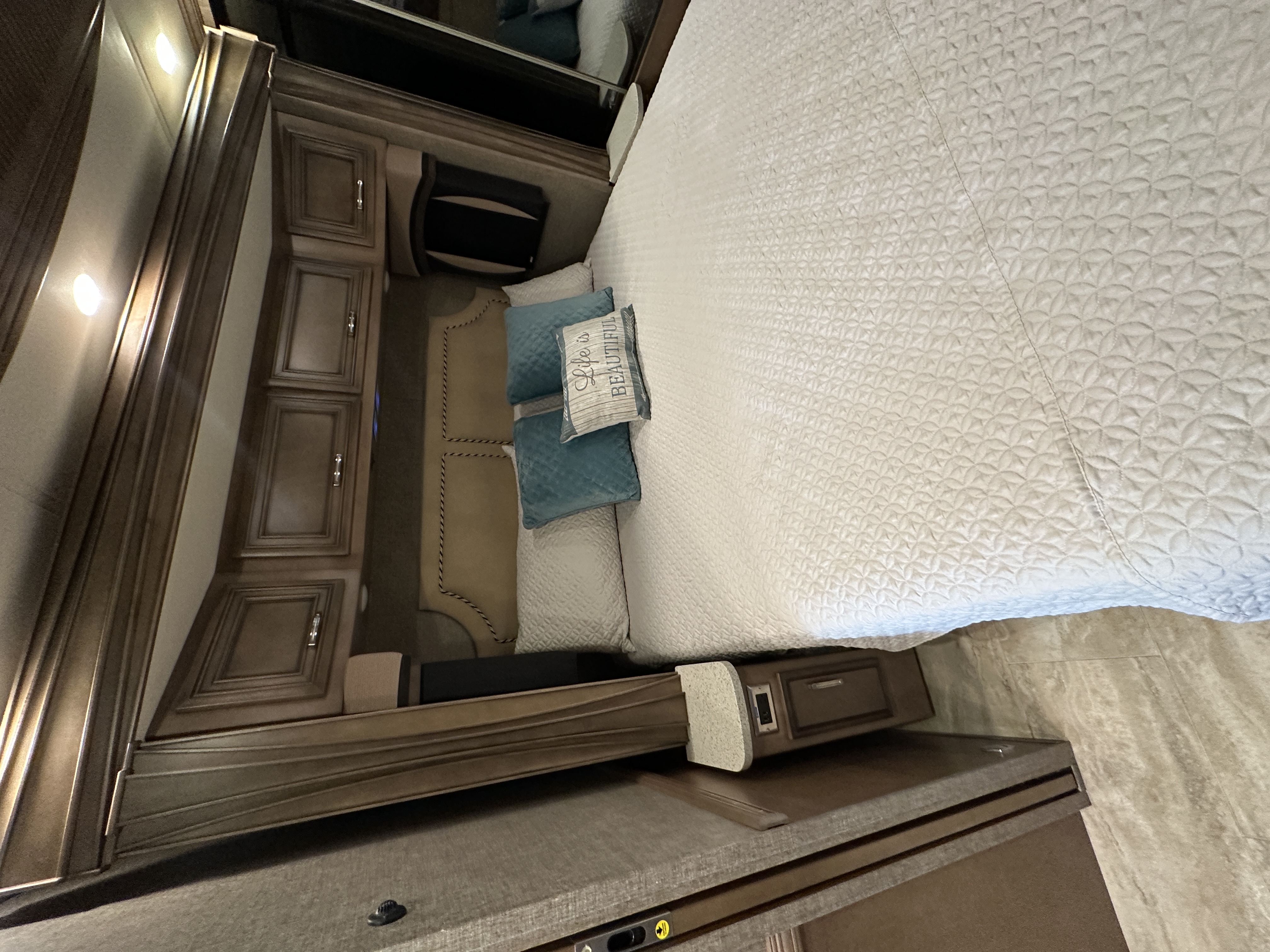 2019 Newmar Ventana LE Class A