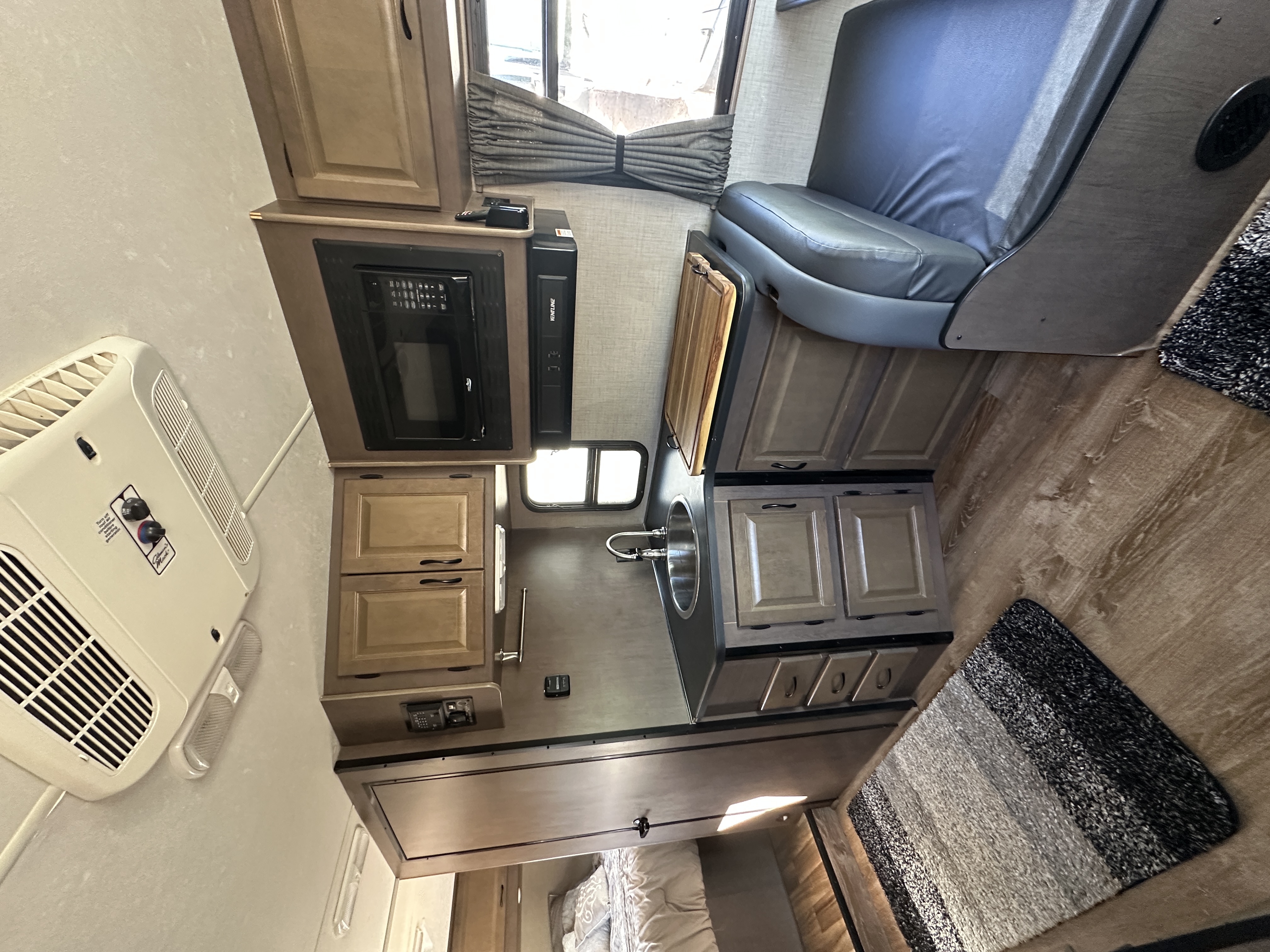 2019 Thor Motor Coach Majestic Class C